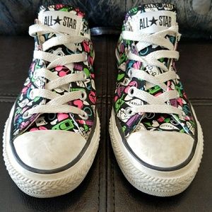 Chuck Taylor All Stars - Hearts & Cherries!